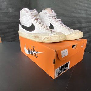 Nike Blazer Mid 77